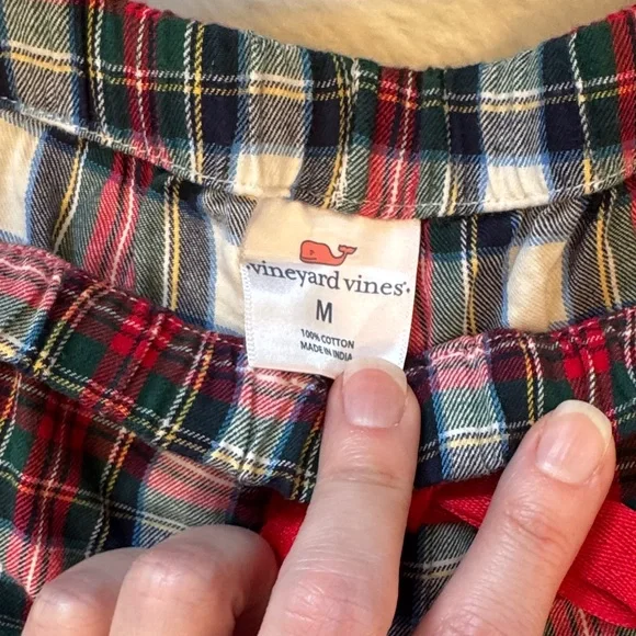 NWT Vineyard Vines Women’s Green and Plaid Pajama Set / Bundle - Picture 6 of 7